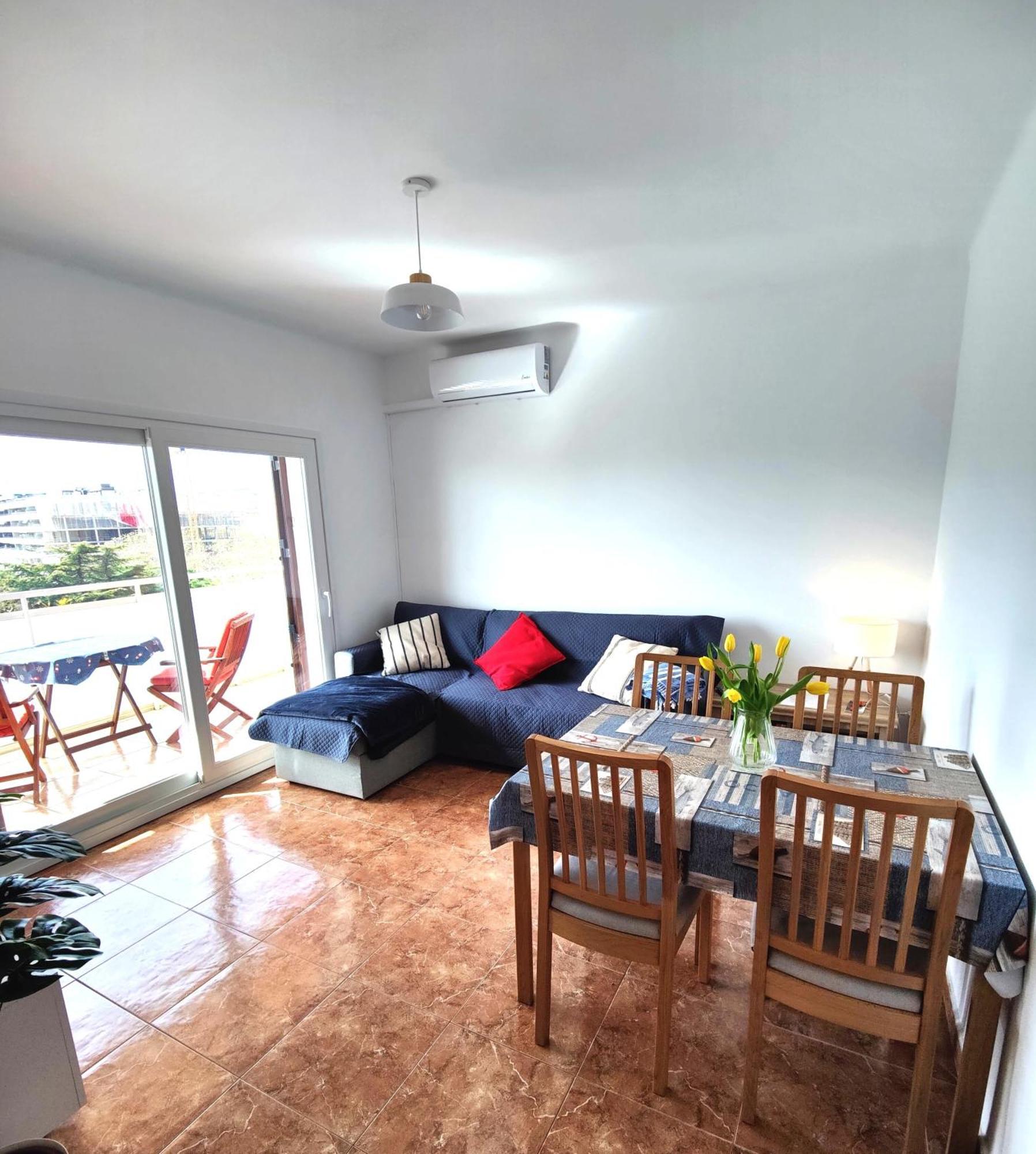 Sunny Flat With Balcony And Sea Views Apartment Cambrils Bagian luar foto